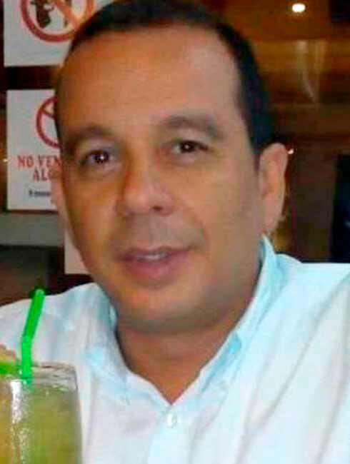 Ernesto Núñez Botellita 