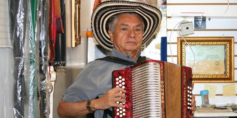 Lucho Campillo acordeonero cumbia
