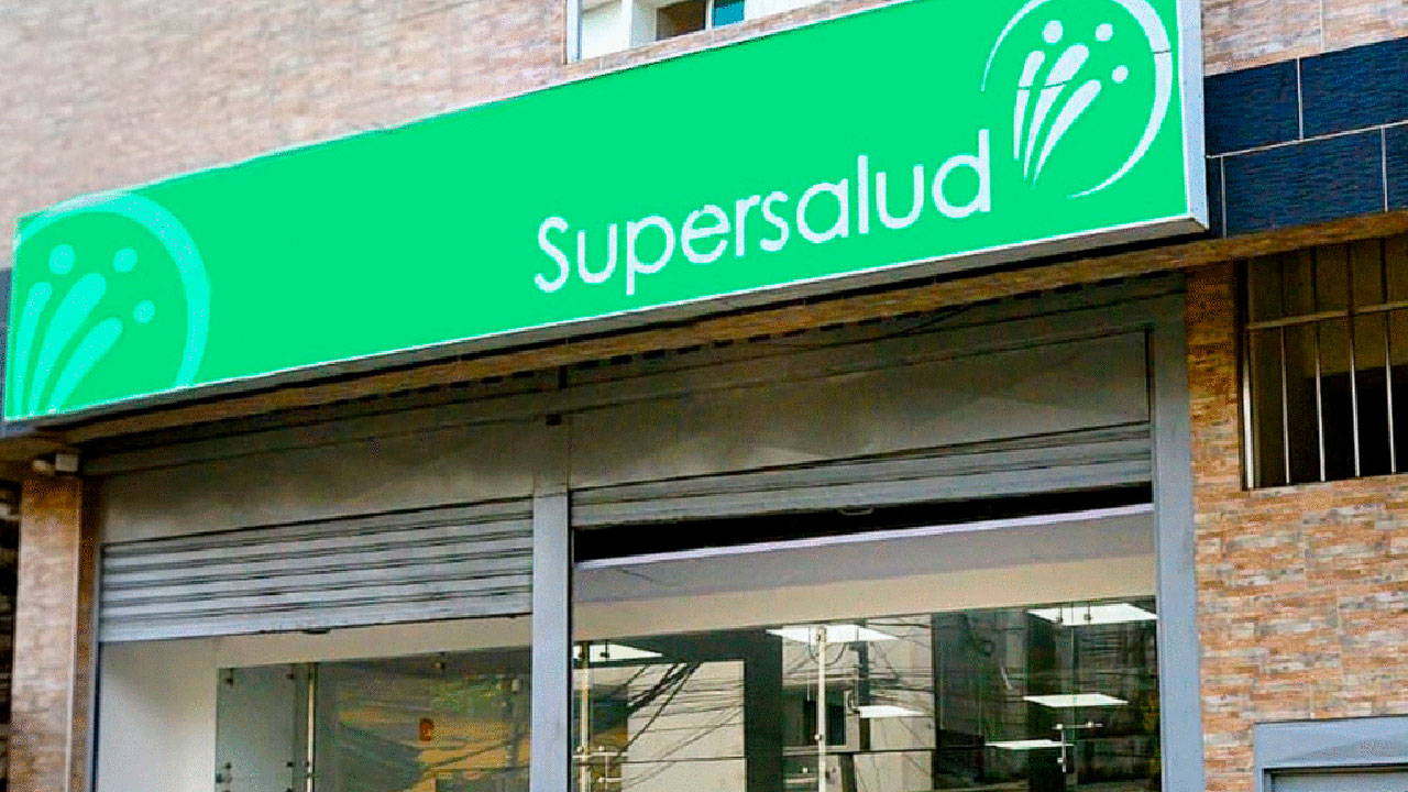 260519-Supersalud-activa-Plan-100-para-enfrentar-presunto-acaparamiento-de-medicamentos-1280